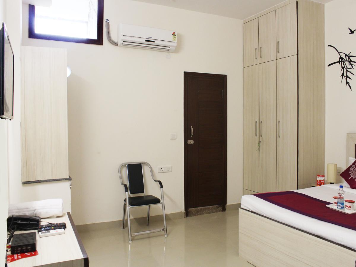 Oyo 2384 Hotel Epic Inn Gurgaon Exterior photo